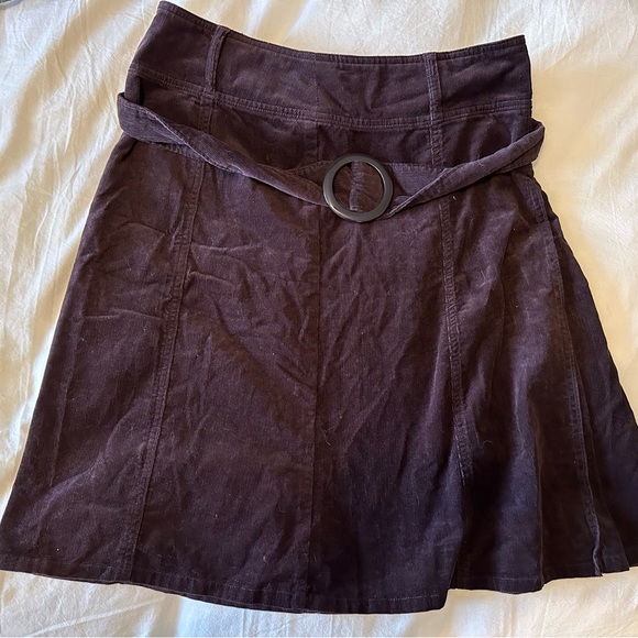H&M brown corduroy skirt with belt. NWT. Size 12. - Picture 1 of 4